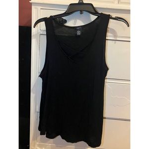 Black forever 21 tank top! With cross detail on front, size medium